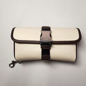 NWT Coach CU238 Leather Racer Pouch In Chalk Maple